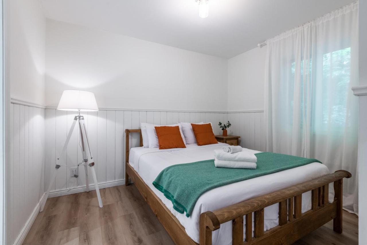 Chalet Chevreuil Zen Lac-Superieur エクステリア 写真